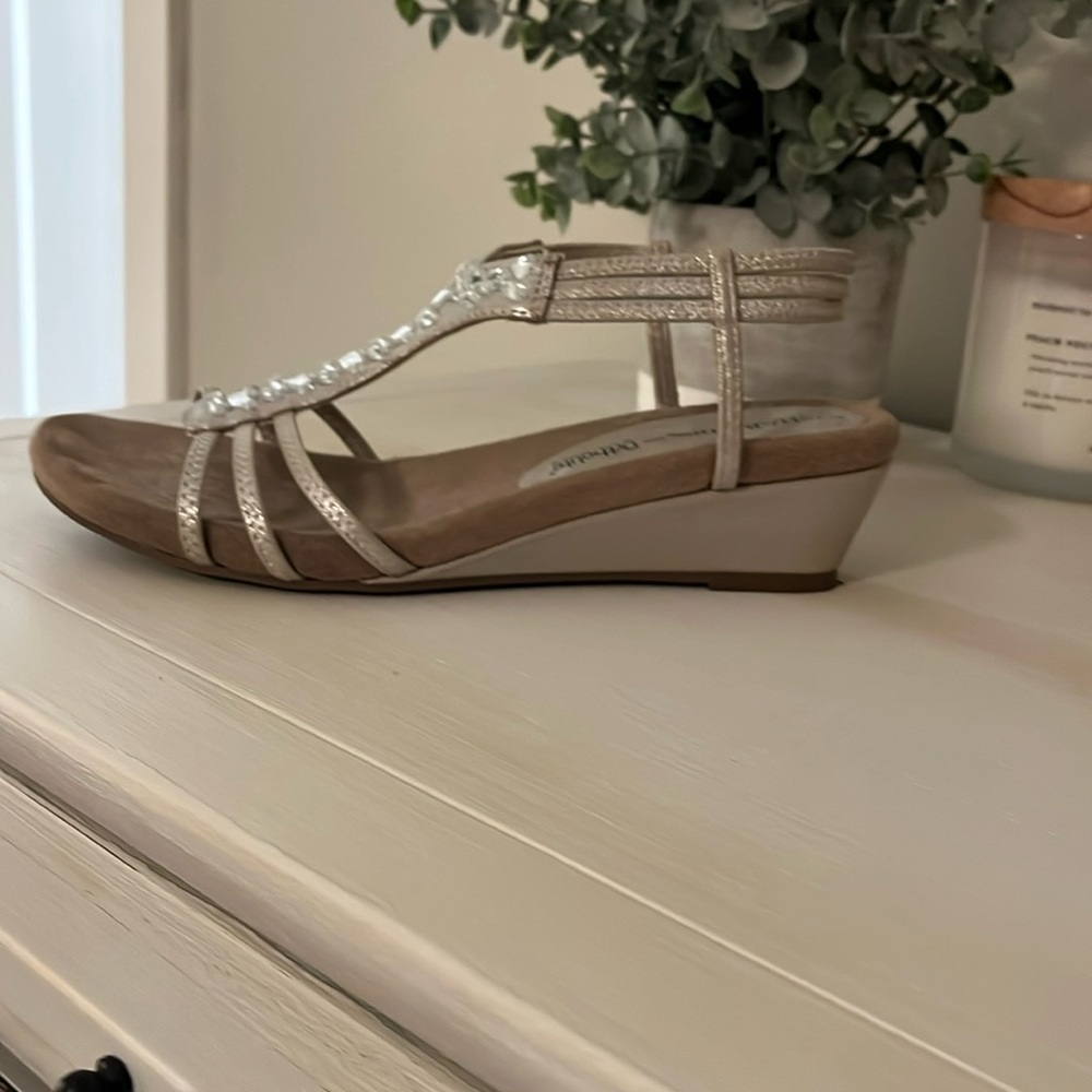 Sandals Croft and Barrow with Ortholite size 8